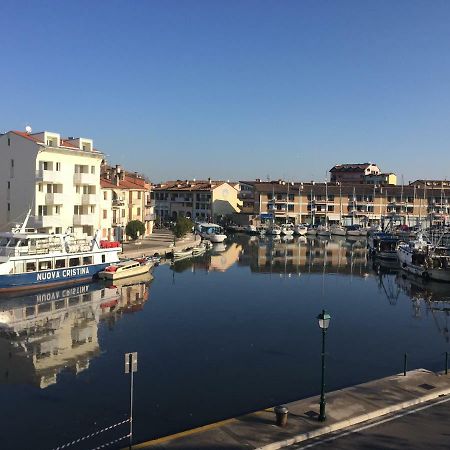 Appartamento Old Harbour House Grado Esterno foto
