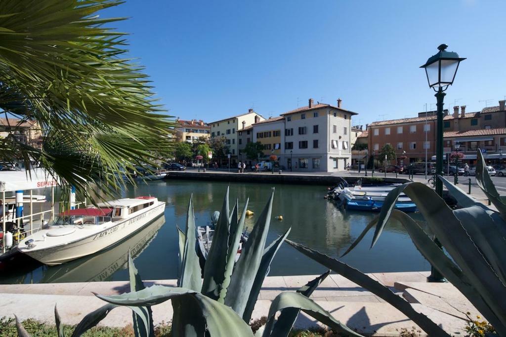 Appartamento Old Harbour House Grado Esterno foto