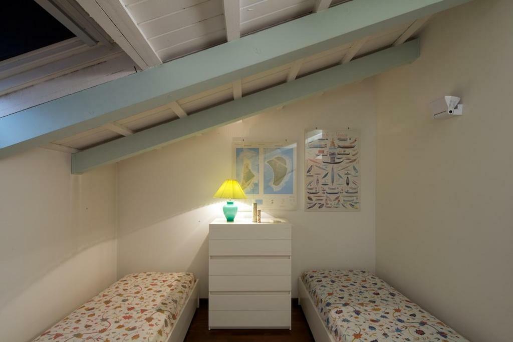 Appartamento Old Harbour House Grado Esterno foto